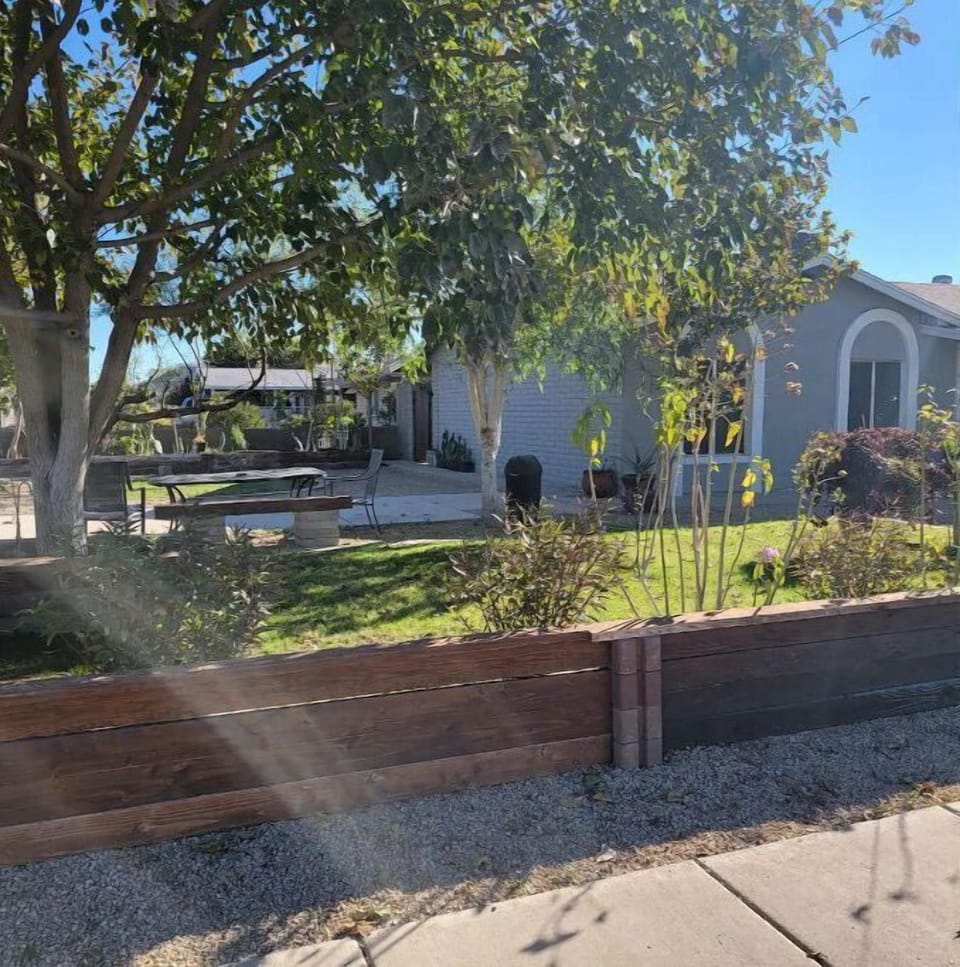 Front of the house 
