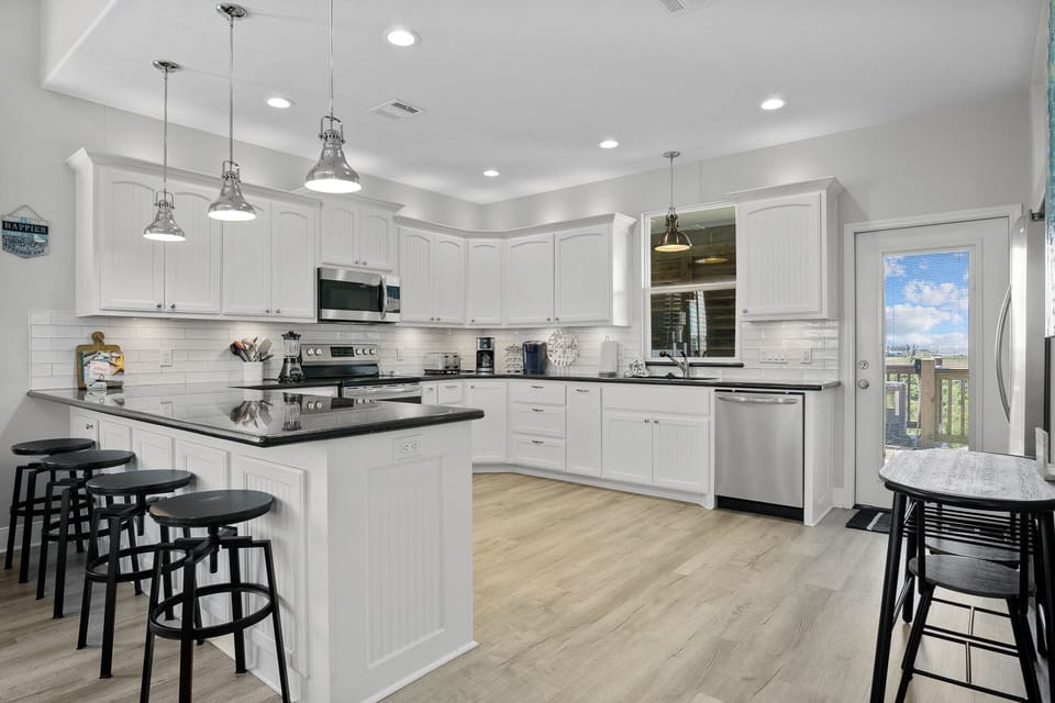 Plenty of space in the kitchen to gather and prepare your favorite meals.