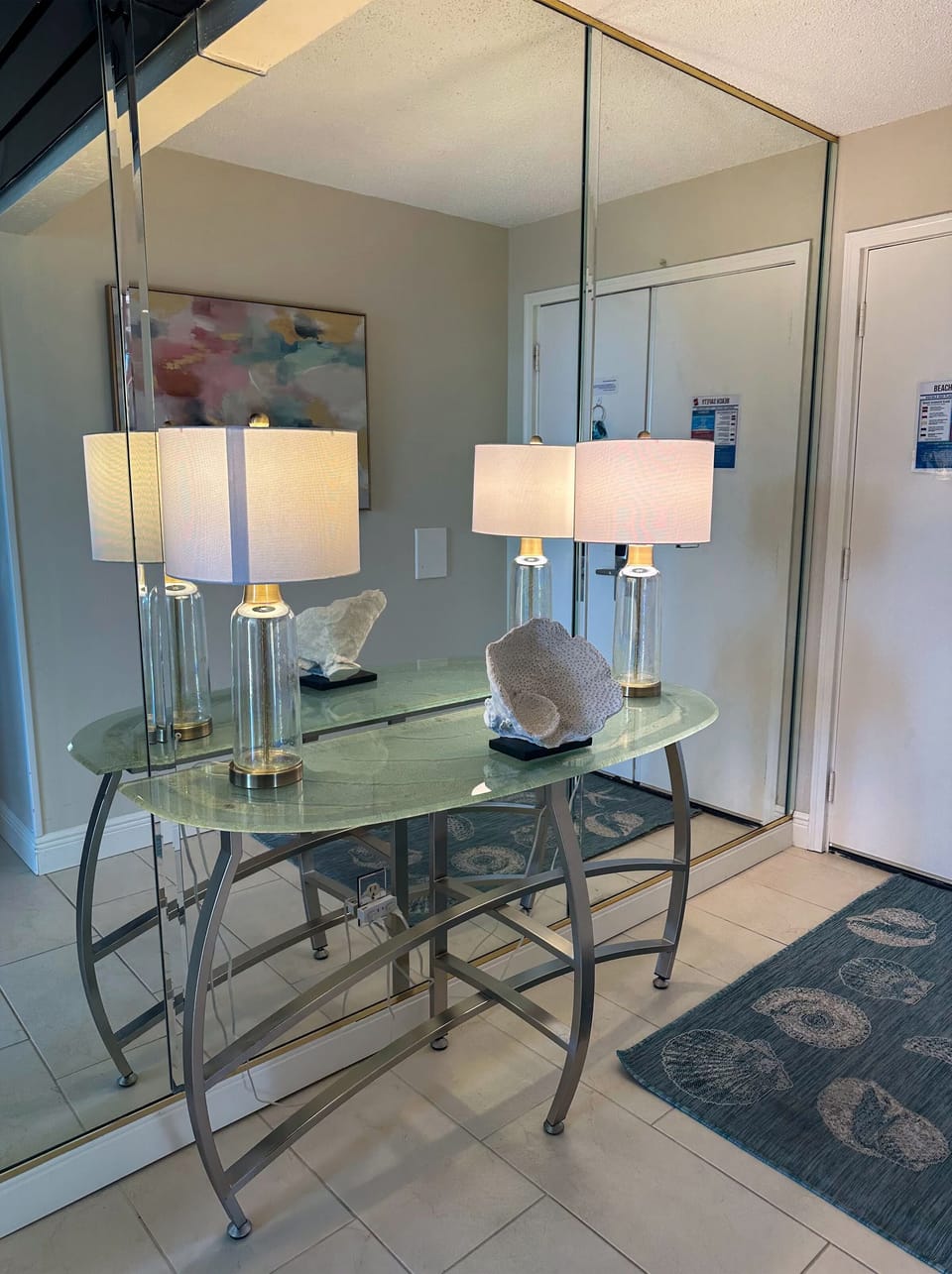 Entryway to Combee's Penthouse HideAway