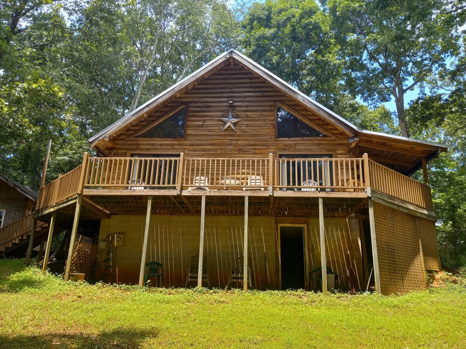 Lakeside deck 