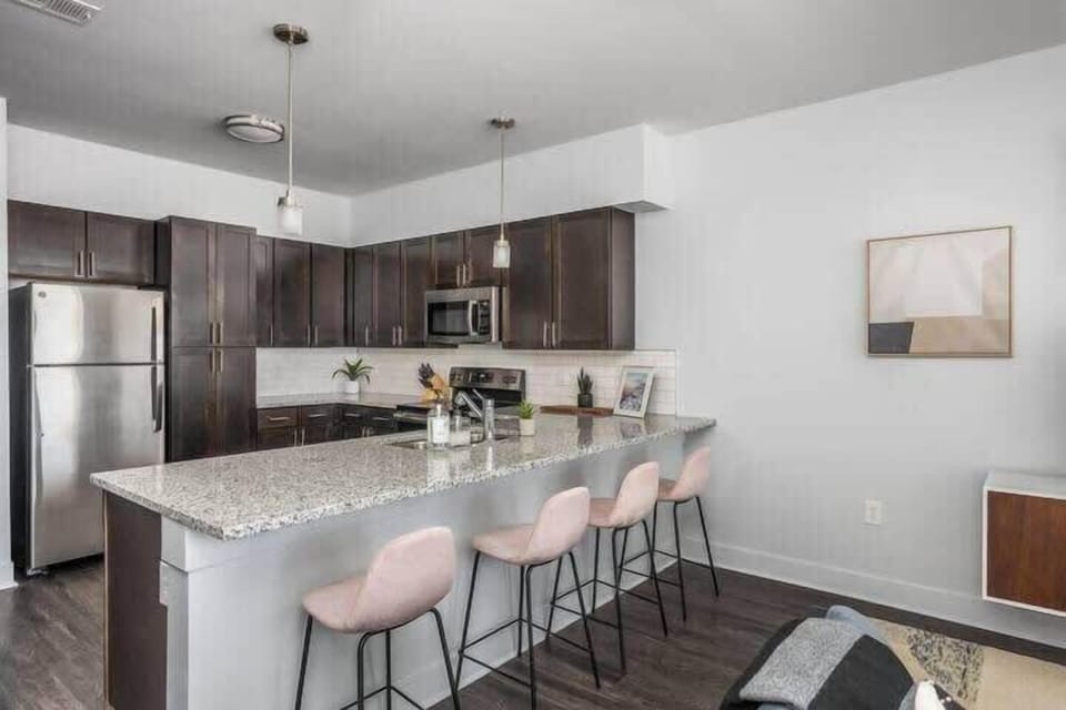 Unit 2 - Fully Equipped Kitchen