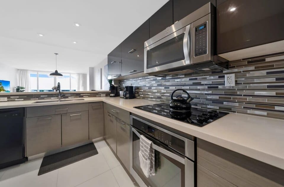 Fully equipped kitchen