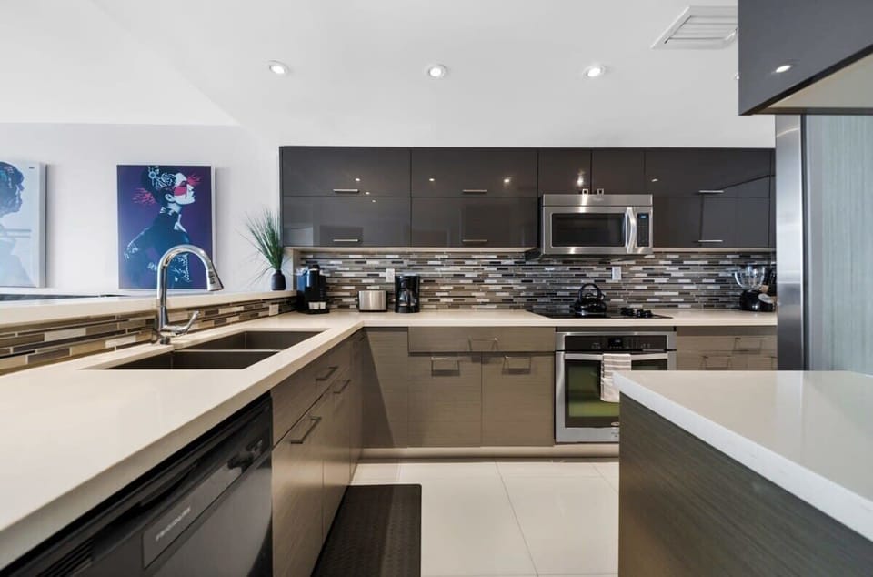 Fully equipped kitchen
