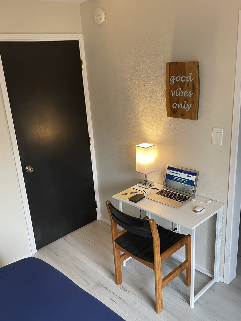 Get the quiet and privacy you need using this mobile desk set up.