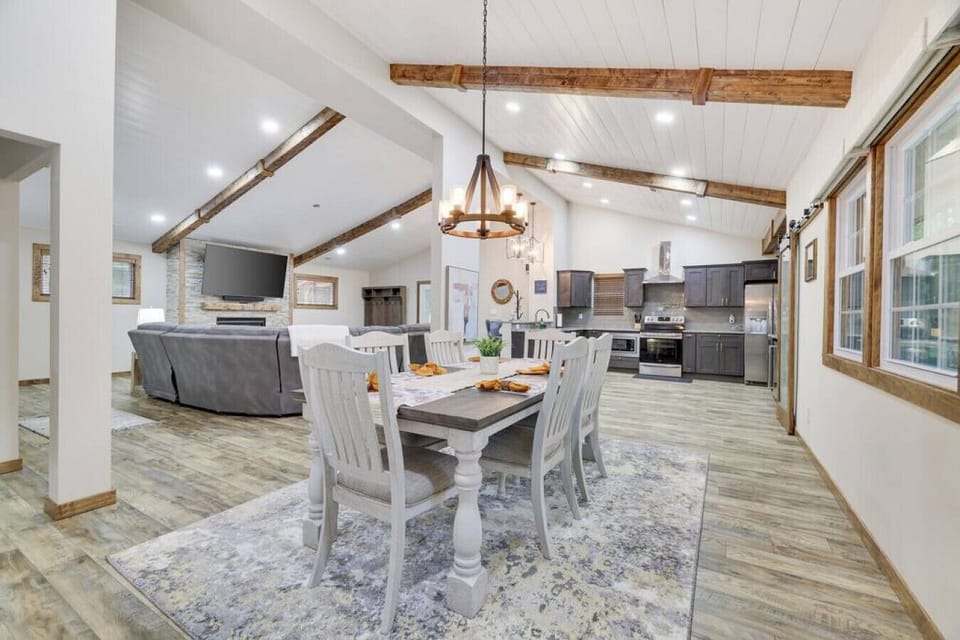 Large single level home which has been fully renovated!