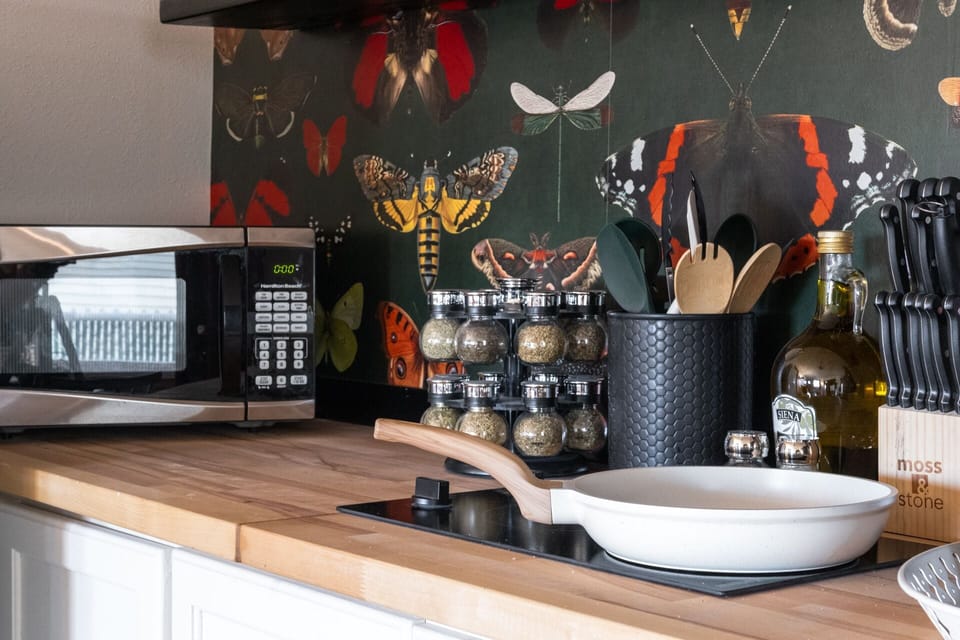 Microwave and Cooktop