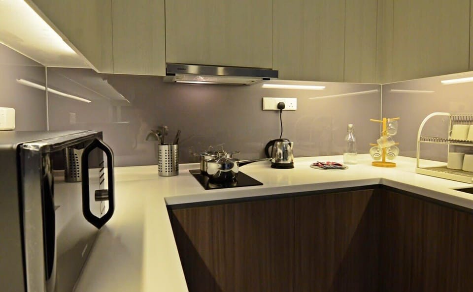 A well equipped kitchen with everything you need.