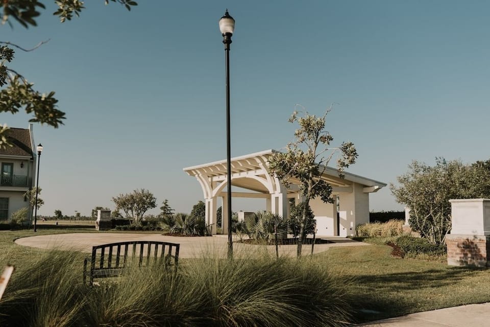 Take in the serene garden view, offering lush greenery and a peaceful atmosphere for relaxation and contemplation.