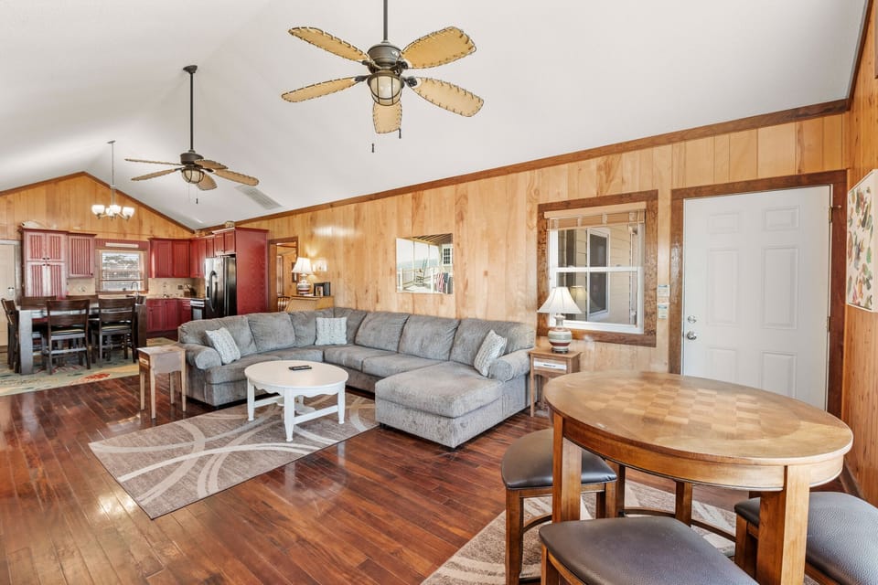 SN0814: Beech Nut | Living Area