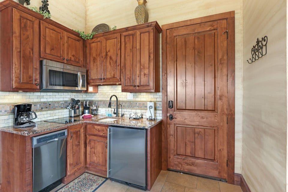 The suite features a kitchenette