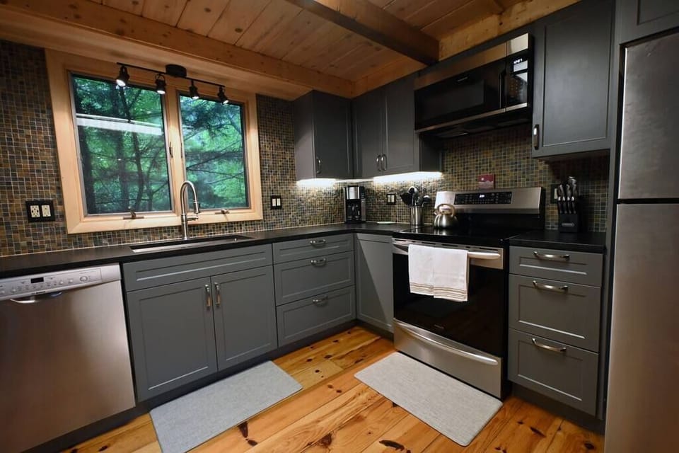 The newly remodeled kitchen includes all new appliances.
