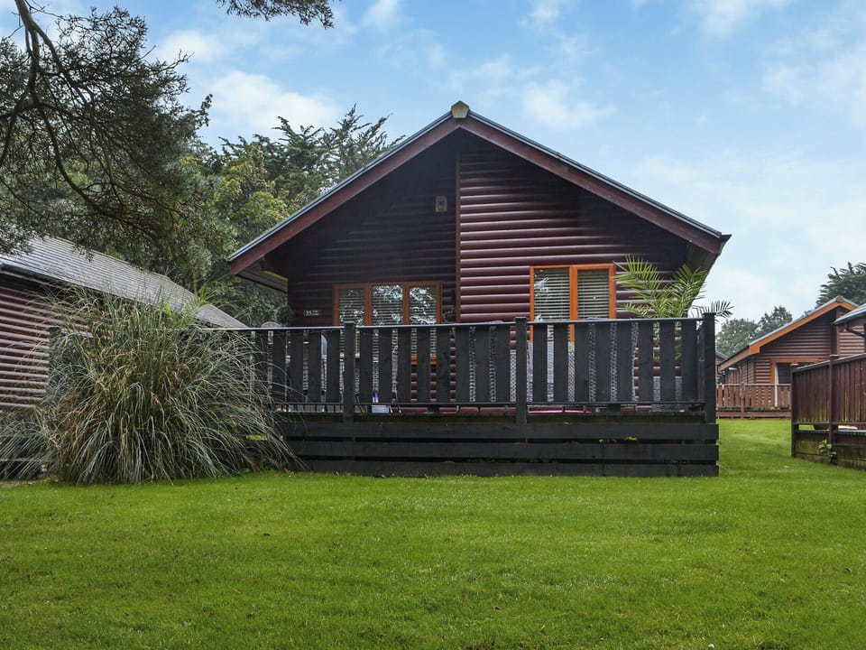 Exterior | Folly Lodge, Bridlington