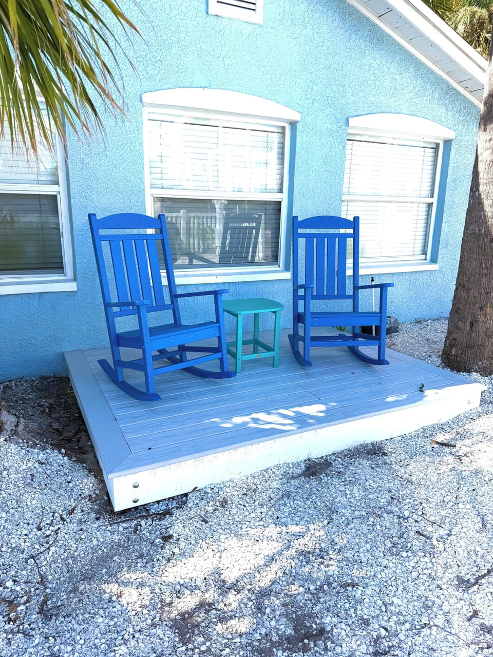 Enjoy some shade on the brand new side deck!