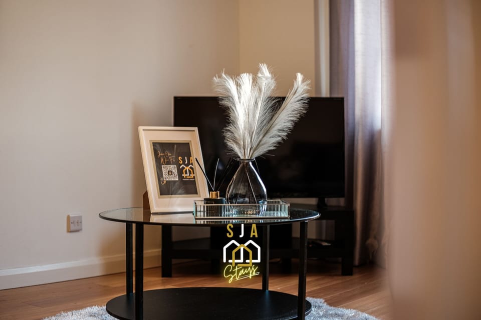 Living Room / Lounge