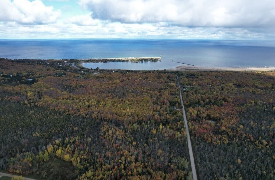 Big Group Barndominium- minutes from beautiful Lake Superior shoreline!  House in Burt Township