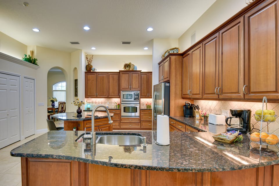 Kitchen | Cooking Basics | Dishware & Flatware | Blender | Coffee Grinder