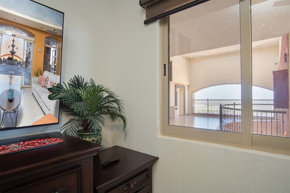 guest bedroom detail