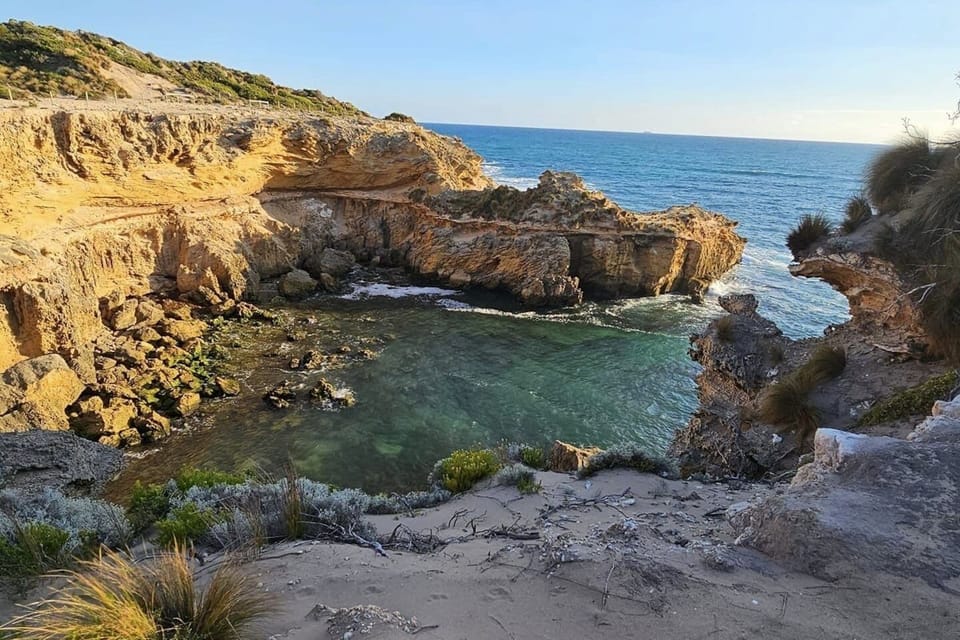 Explore the scenic neighborhood on foot where you'll reach the water's edge in 10 minutes
