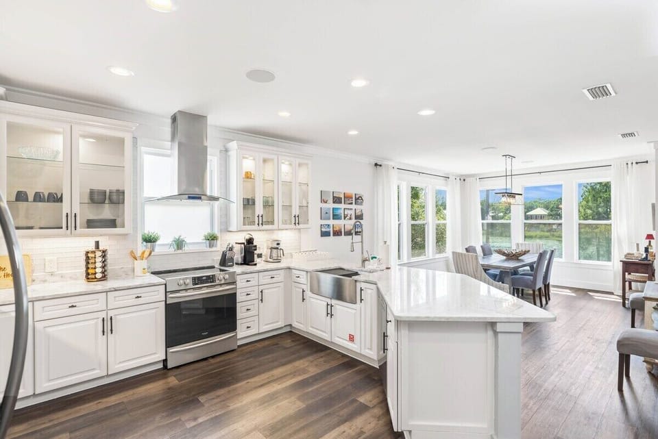 Spacious Kitchen