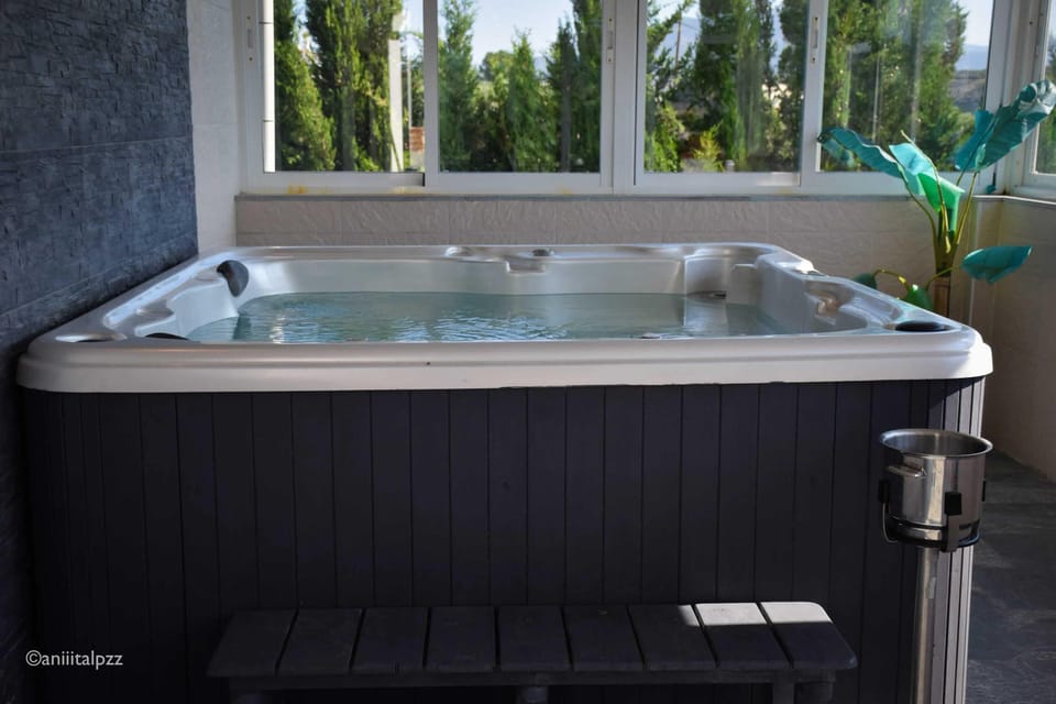 Jacuzzi