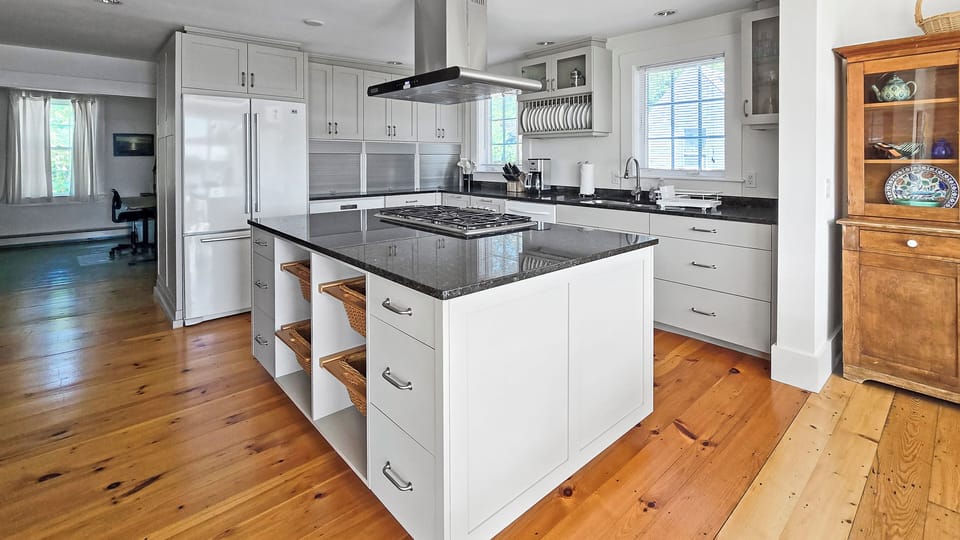 Kitchen with large center island