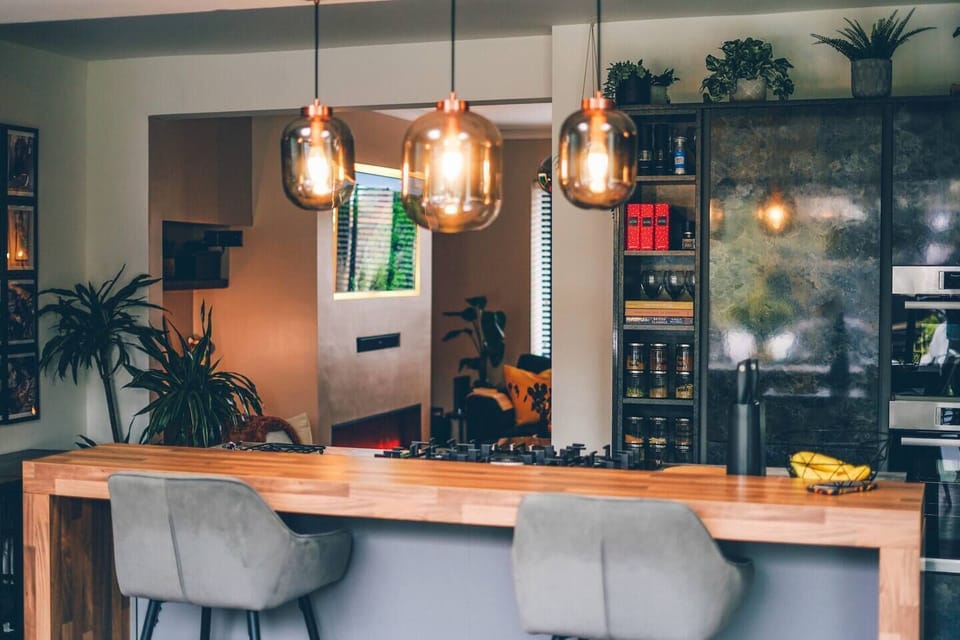 d9bb0d42-1310-4358-867b-00a632adbb26