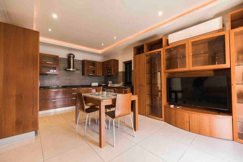 kitchen dining