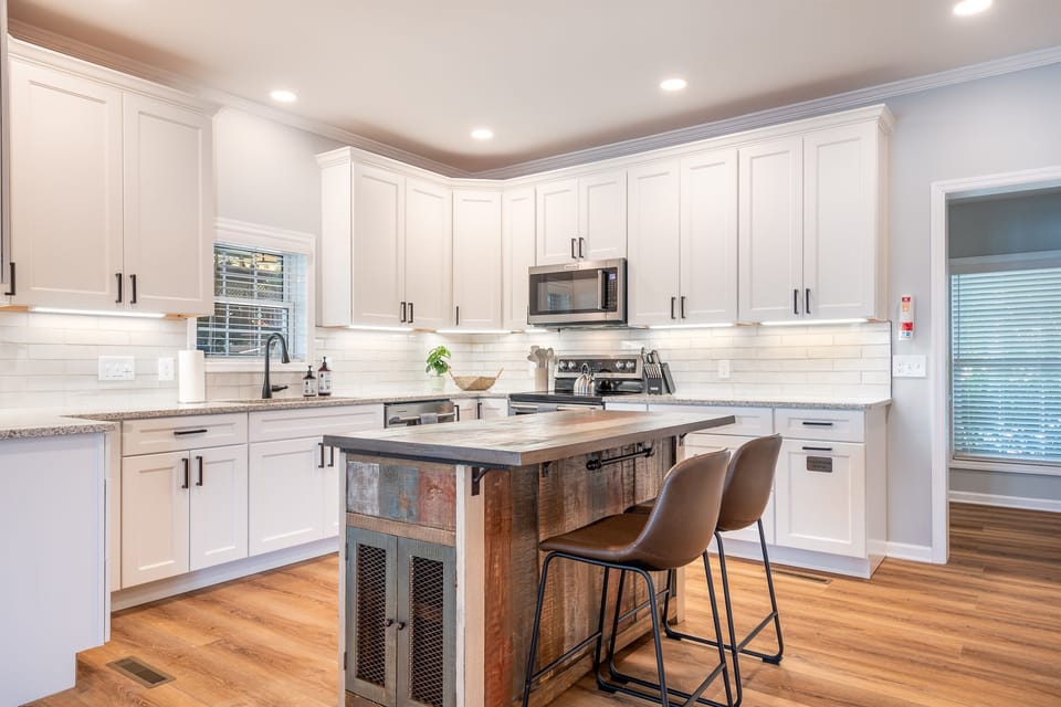 Fully Stocked Kitchen