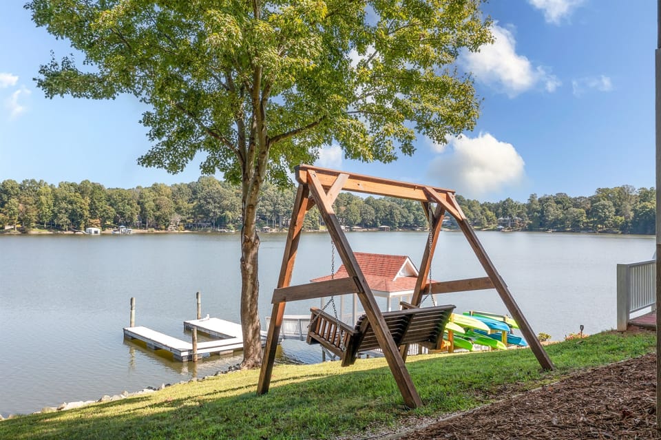 Tons of Seating Options to Enjoy the Views