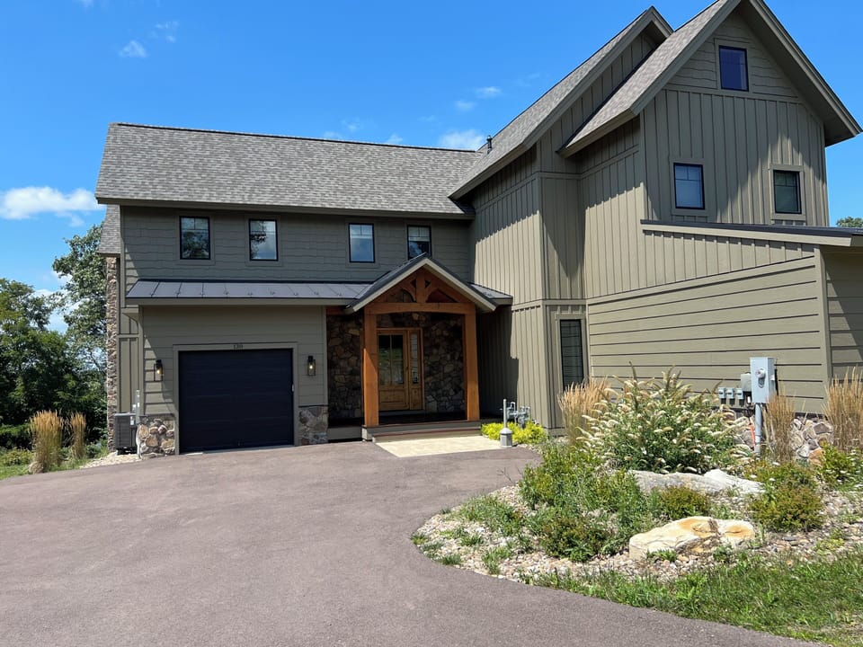 Mountain Mindset Front Exterior