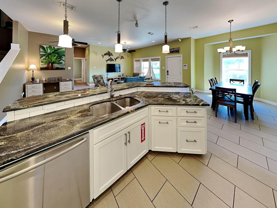 Gourmet Kitchen