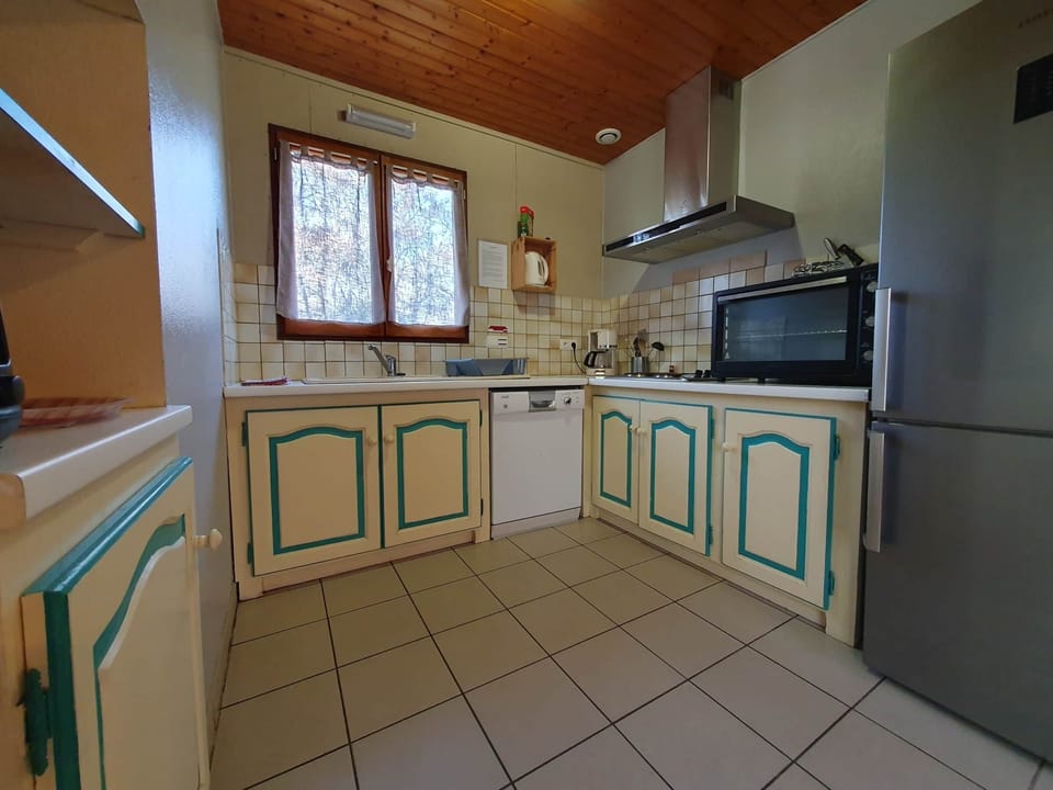 Equipped kitchen