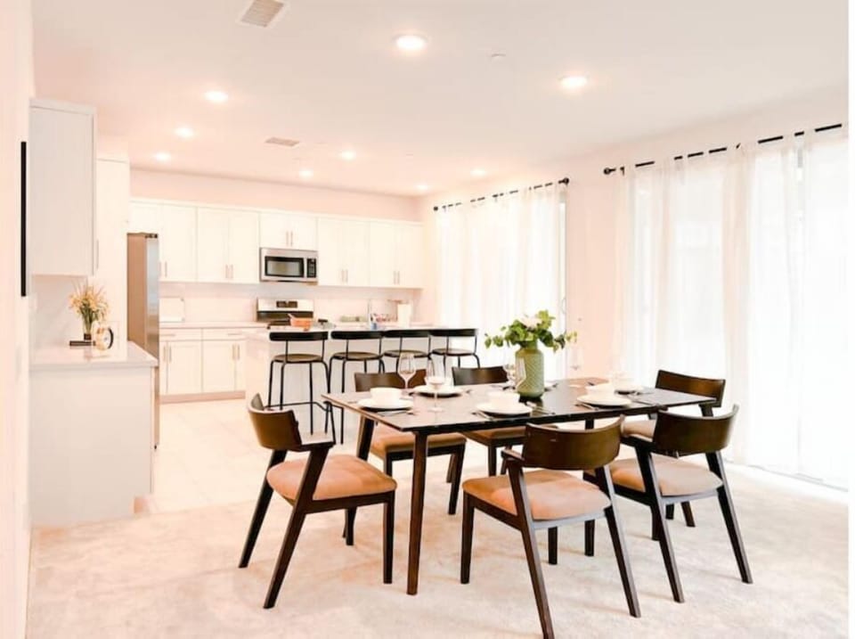 dinning table