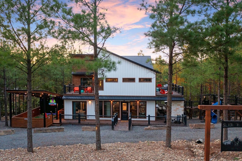 Welcome to Slide 'N' Seek Retreat