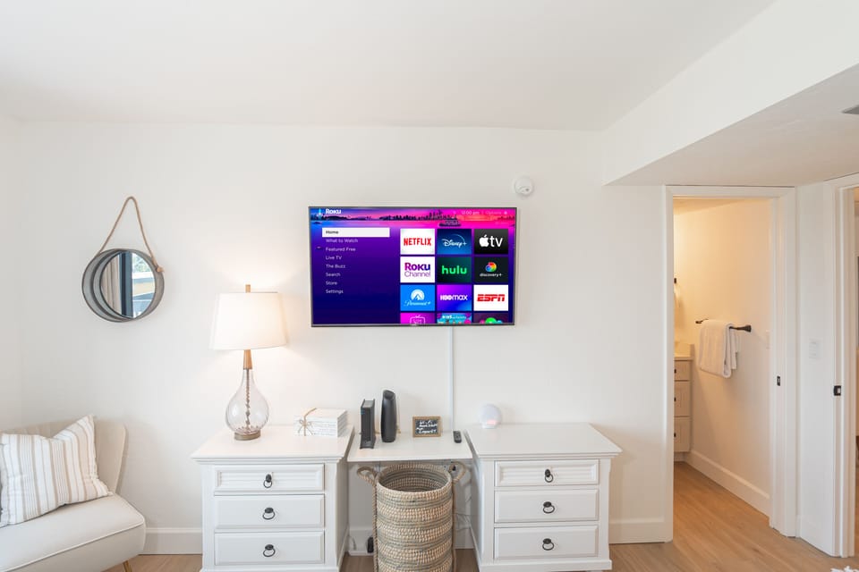 Double Queen Ensuite Bedroom