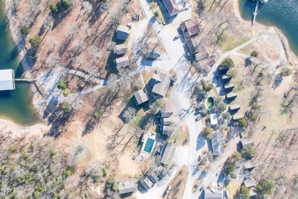 Cozy cabin getaway with stunning lake views, perfect for relaxation and adventure. Book your escape today!