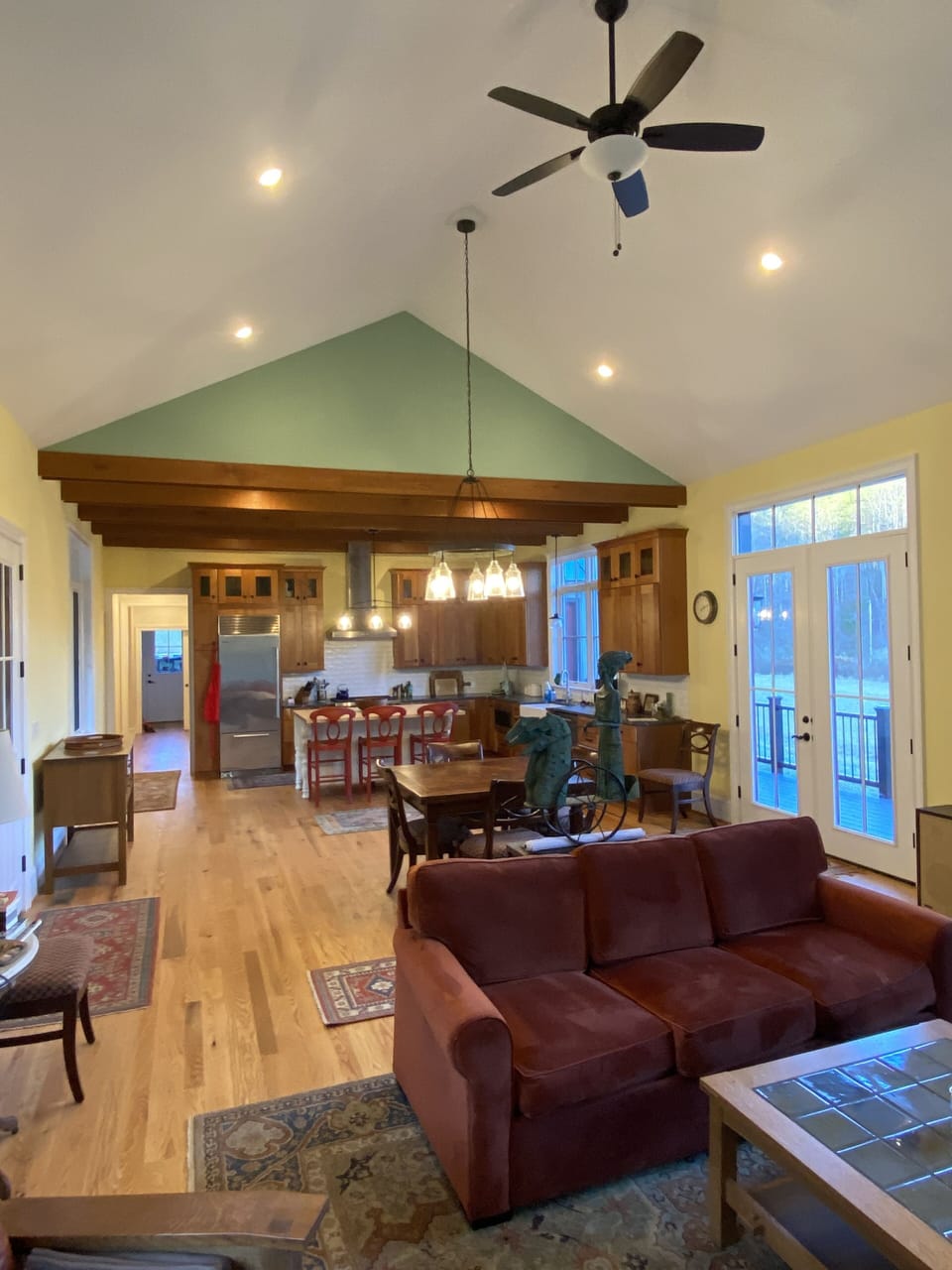 High ceilings, open living, gorgeous 