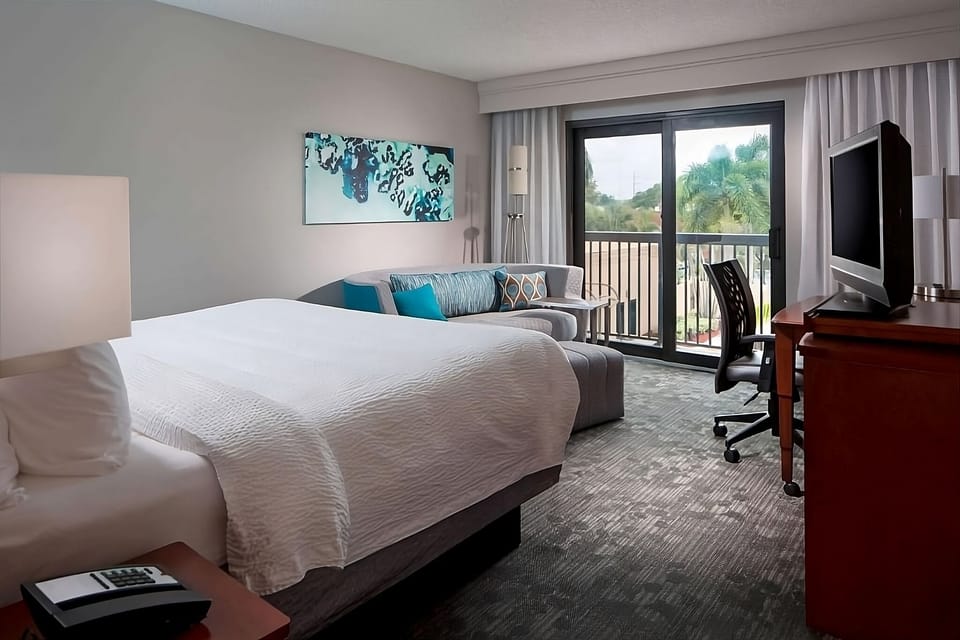 Step onto the balcony and savor breezy, sunlit mornings.