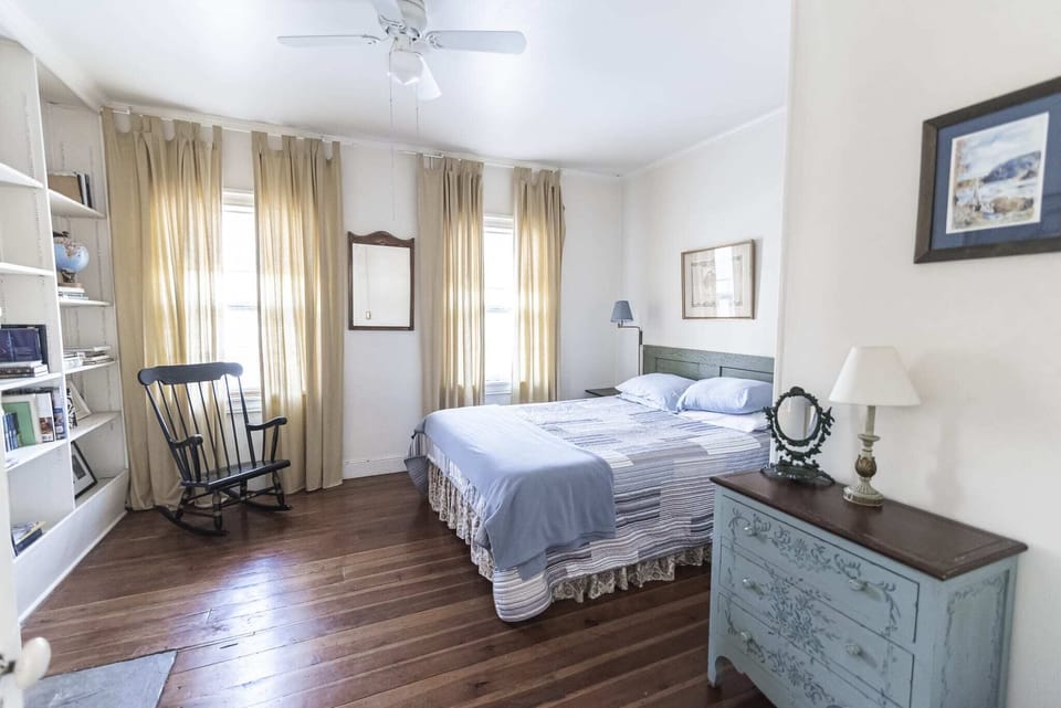 Spacious bedroom