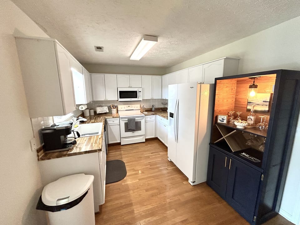 Kitchen and bar