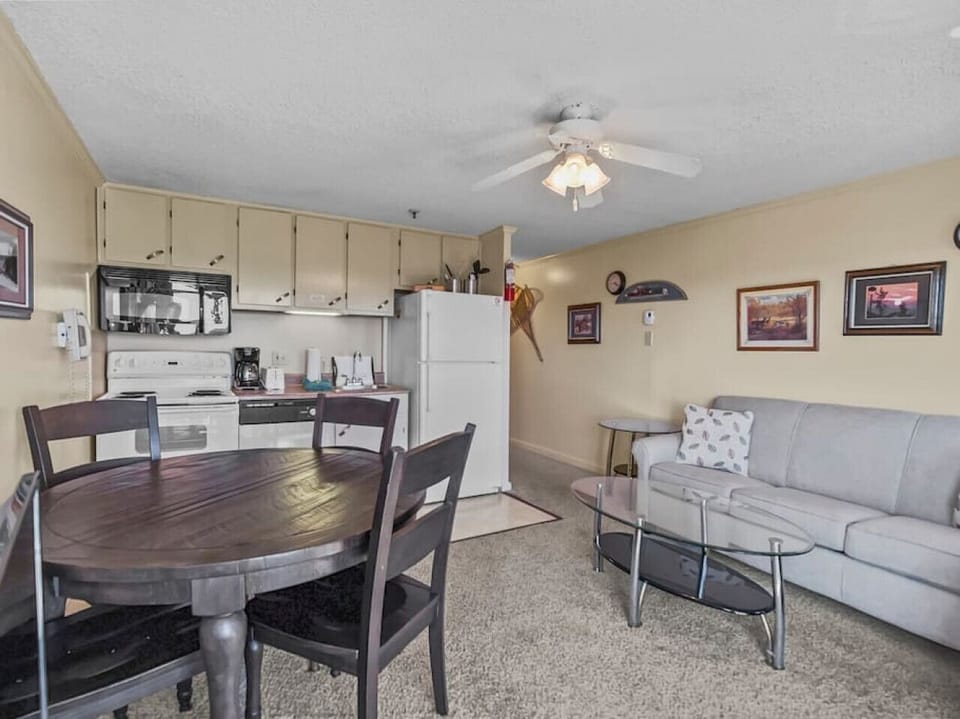 Dining area table