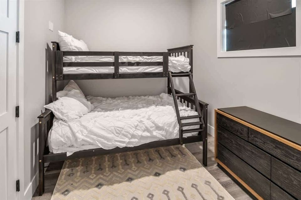 Twin over Full bunkbed in the third bedroom. 