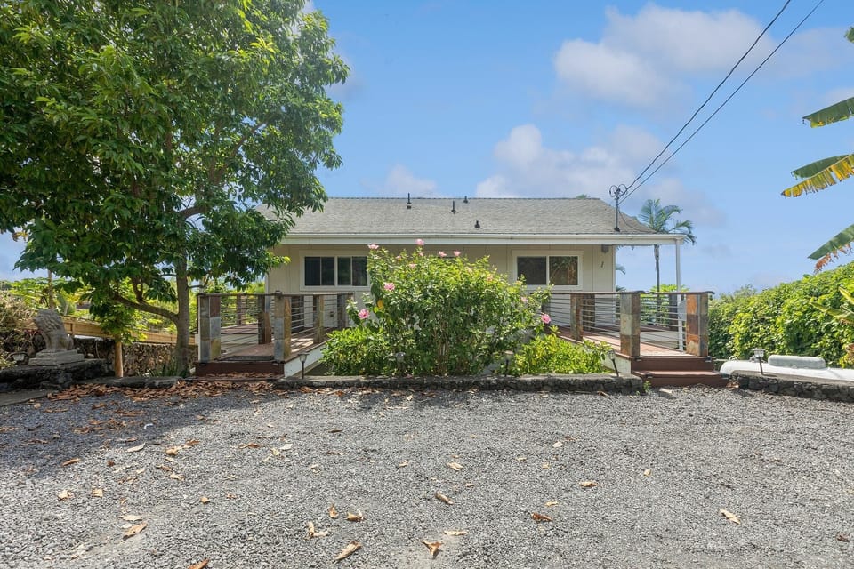Cottage, House, Outdoors, Shelter, Gravel
