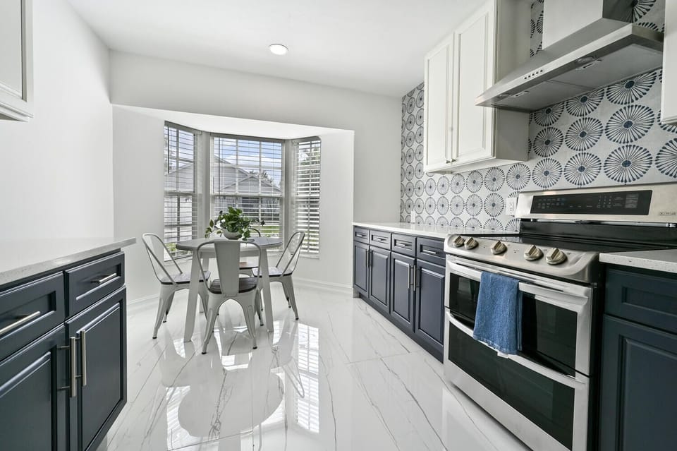Guests love the breakfast nook.  Can you pour me another mimosa?
