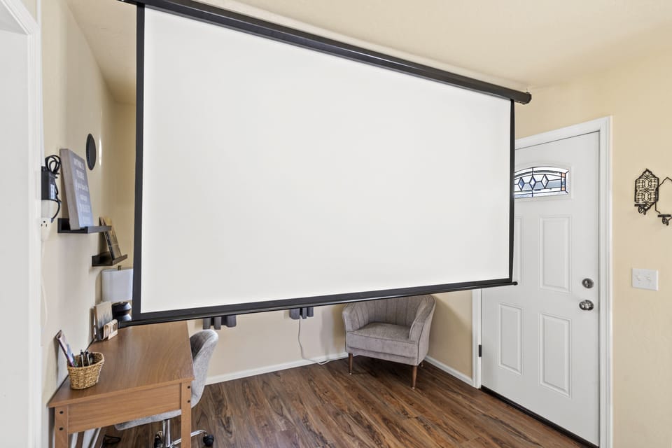 PROJECTOR SCREEN. 