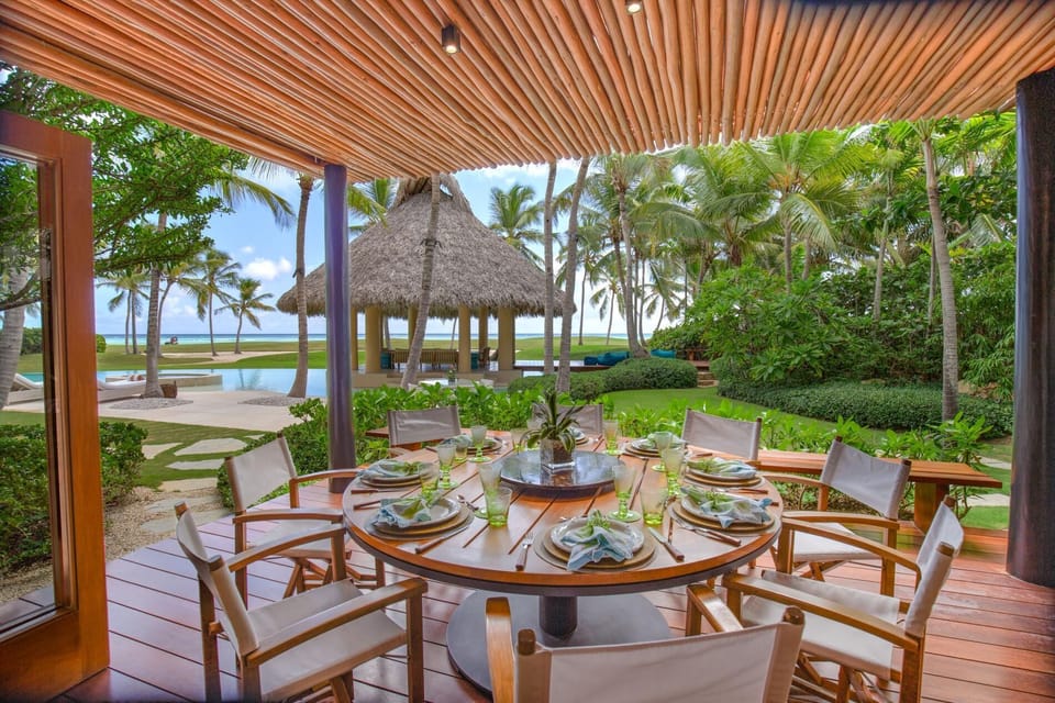 Casa Carey - Spectacular Golf and Oceanfront Villa (3842)