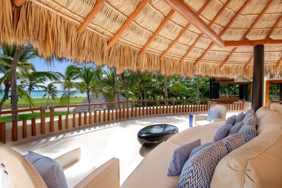 Casa Carey - Spectacular Golf and Oceanfront Villa (3839)