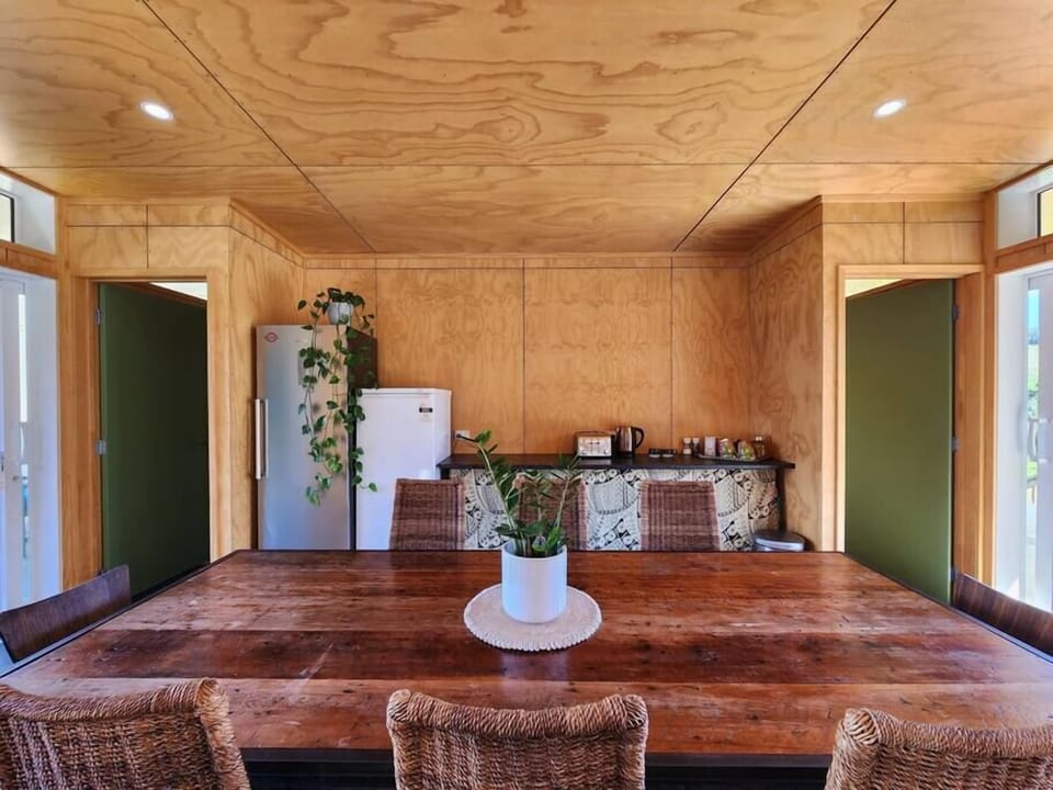 Dining main house (2)