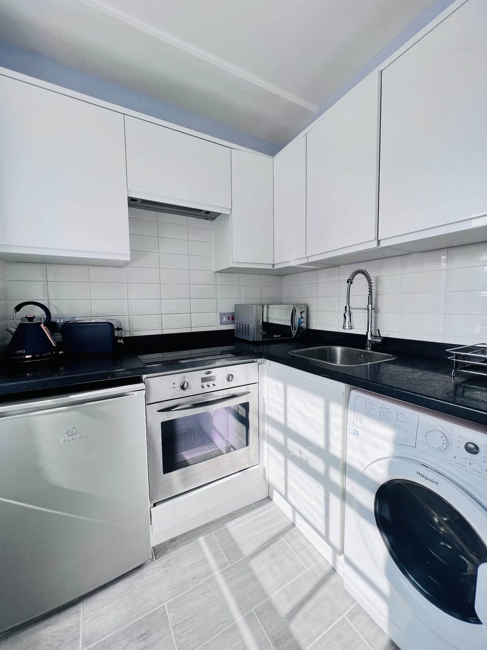 Fully equipped kitchen with all modern appliances, washer - dryer including.