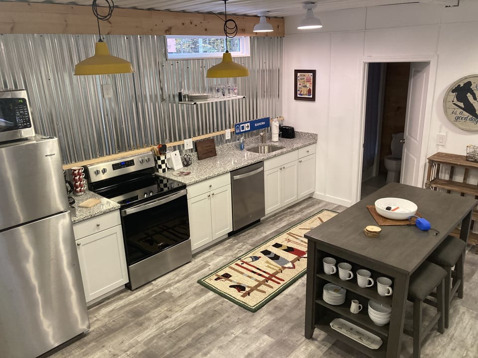 Full Kitchen